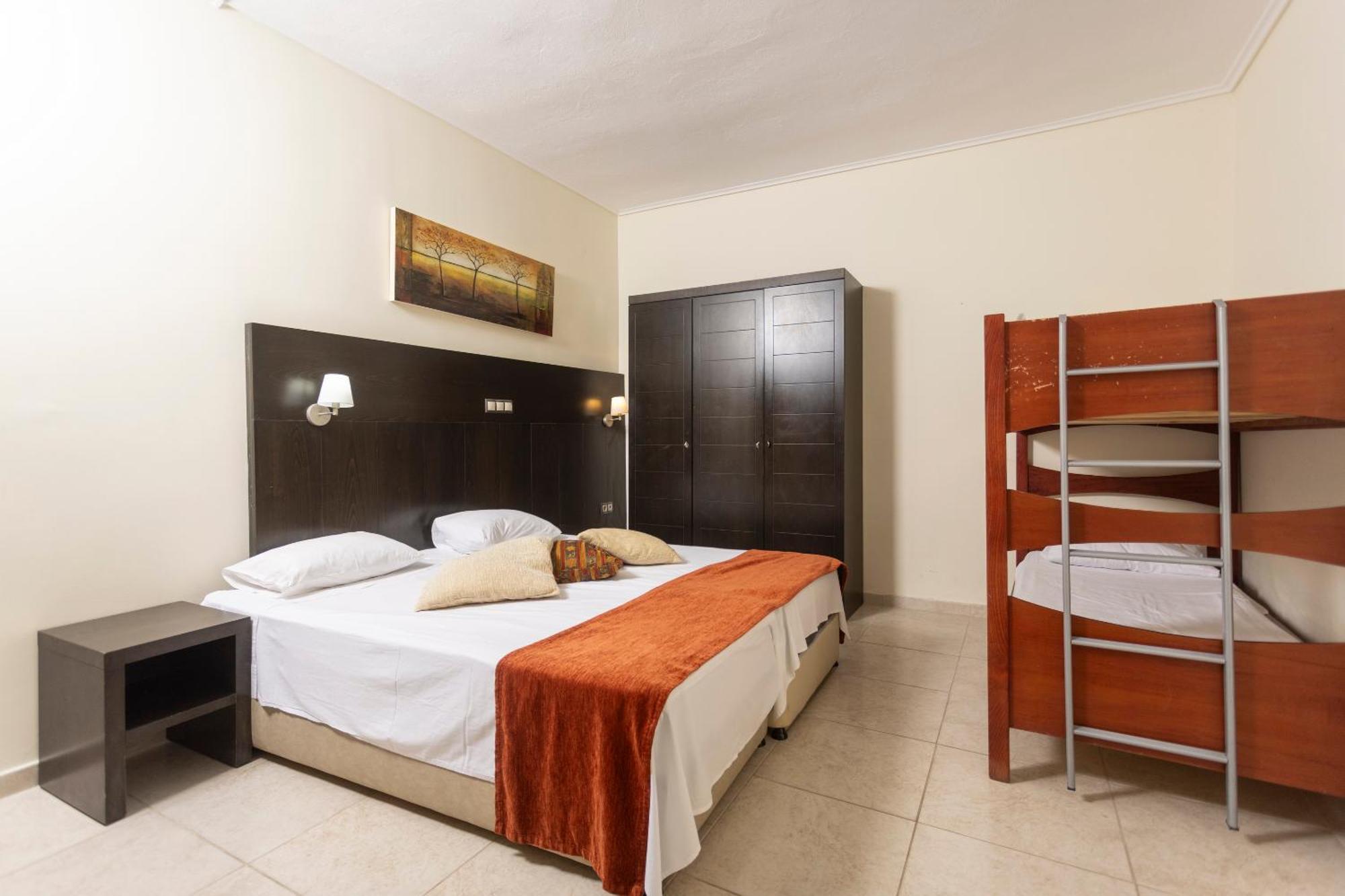 Hanioti Grandotel Exteriér fotografie